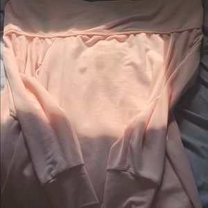 NWOT LC OFF THE SHOULDER SWEATSHIRT